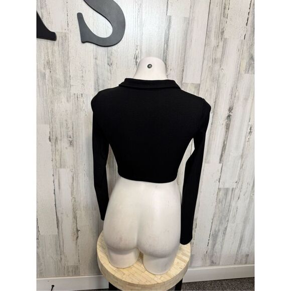 Black crop top - Picture 7 of 7